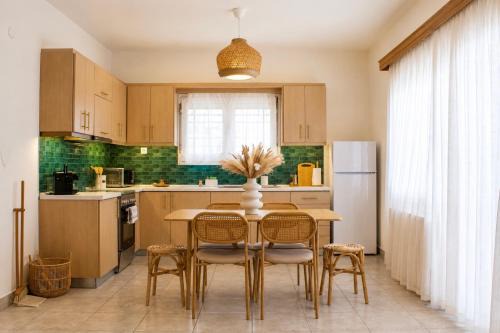 Myrina Apartment | Dry martini