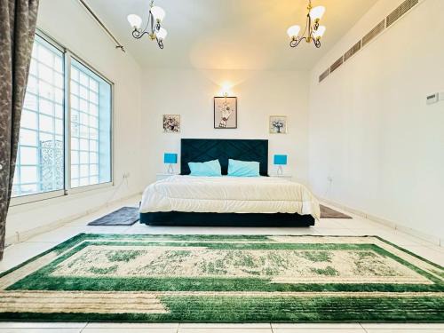 Al Barsha 2 House | Dubai Al Barsha Villa Fully Furnished Luxury Private Master Room Ensuite Huge Space Deluxe