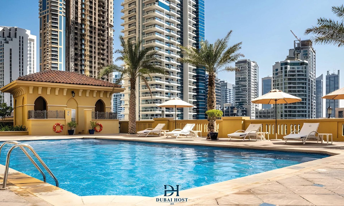 Jumeirah Beach Residence Cabin | Dubai Host - Beach Hostel JBR