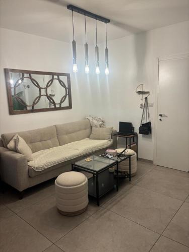 Yehud Apartment | Dudger apartment