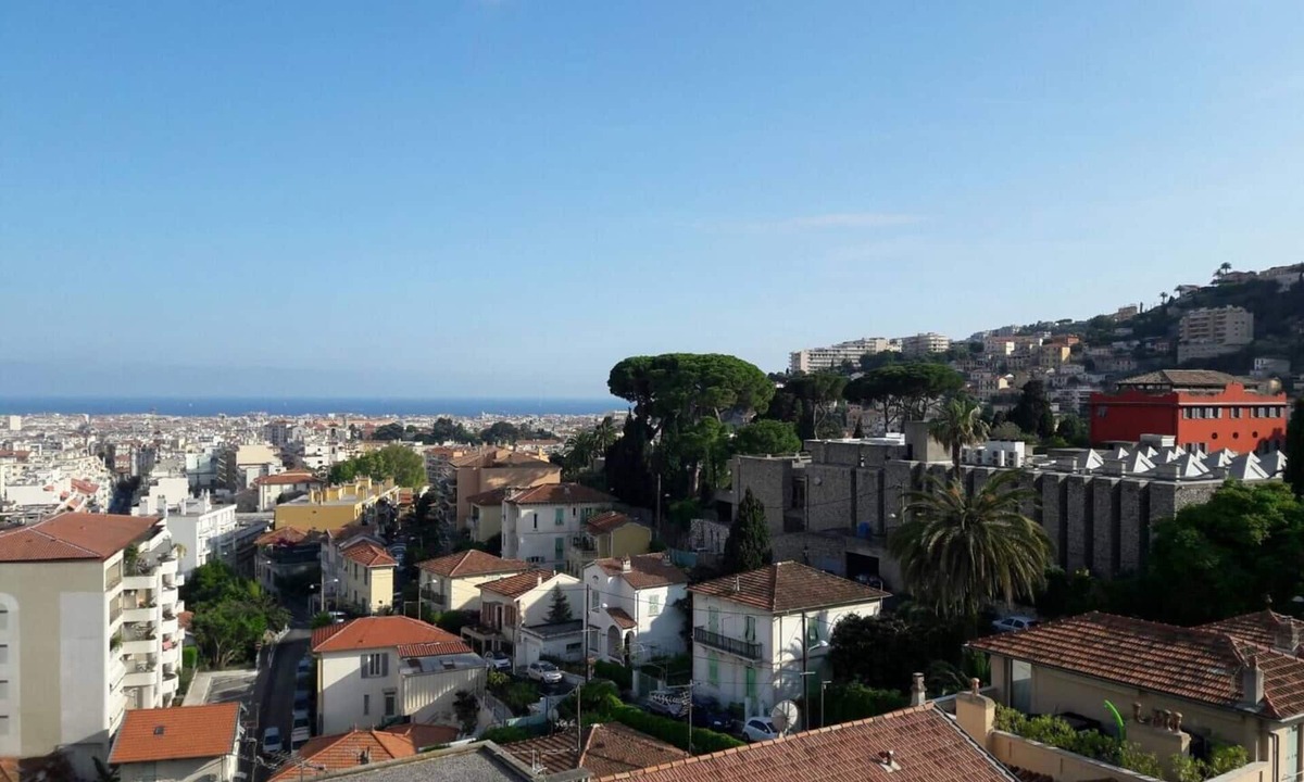 Saint-Sylvestre Apartment | Due south! Superb T3 (93 m²) with sunny terrace and panoramic sea view