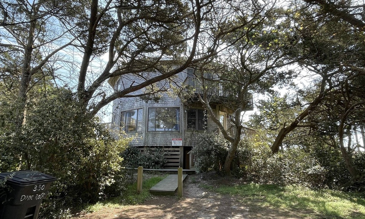 Avon Cottage | Dune Rose Oceanfront Home, Dog Friendly, Great Ocean Views!