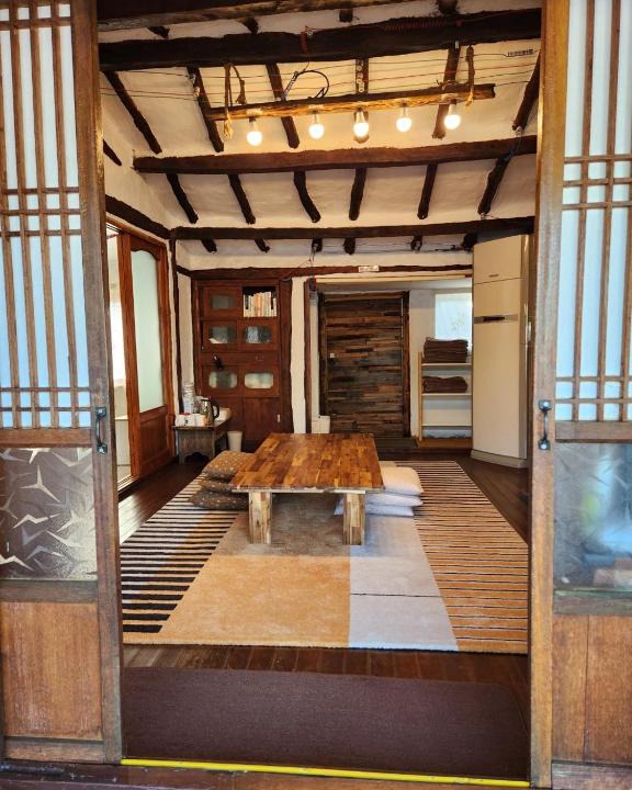 Gujwa House | Dunji Stay