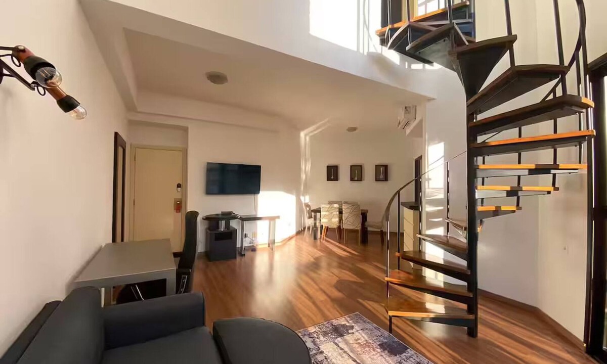 Sao Paulo Apartment | Duplex in the former Silvio Santos Hotel!