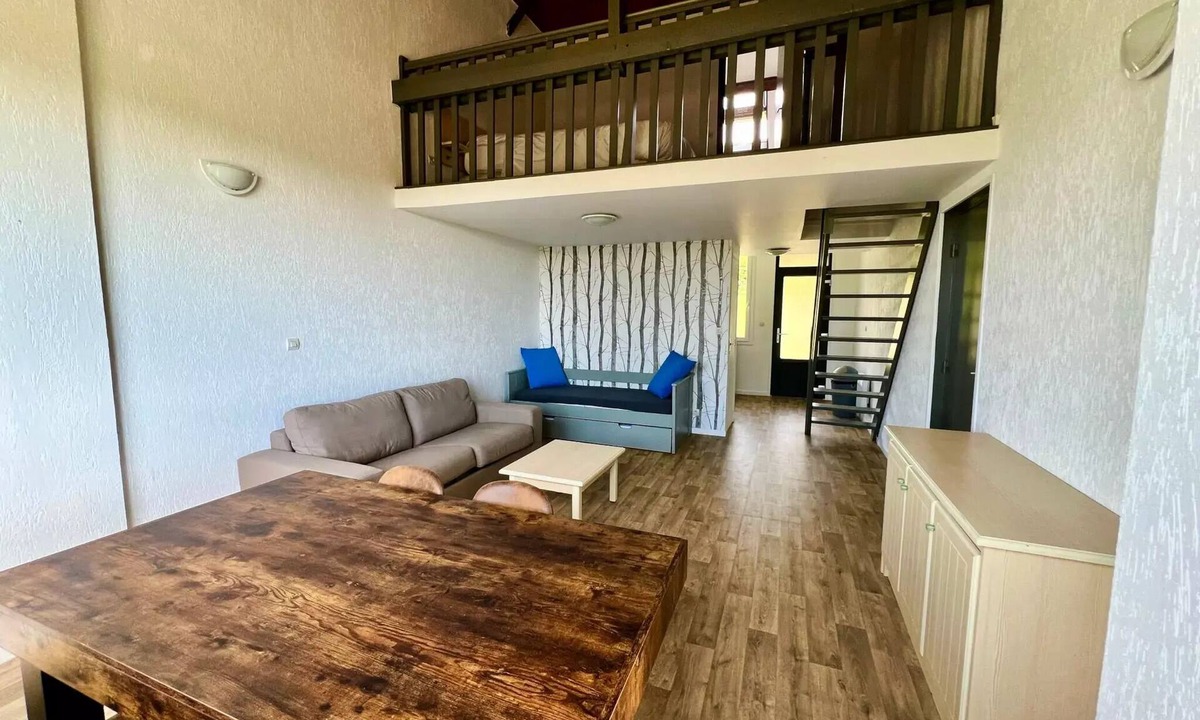 Montigny-en-Morvan Apartment | Duplex - 1 bedroom mezzanine Cèdre 5 persons