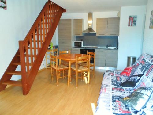 Le Home Apartment | Duplex 3 Pièces Proche Plage à Cabourg, 6 Pers., Parking Privé - FR-1-487-280