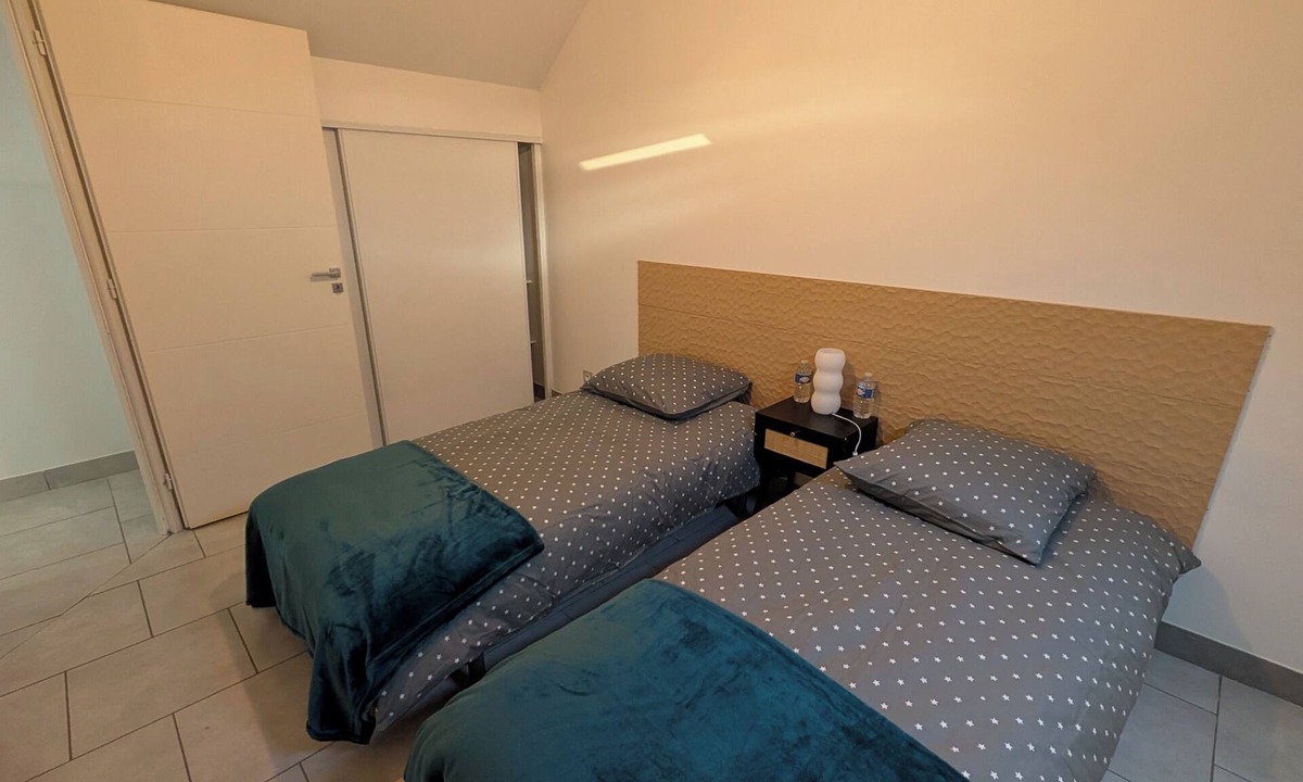 Chassieu Apartment | Duplex apartment with parking, near Eurexpo and Groupama stadium