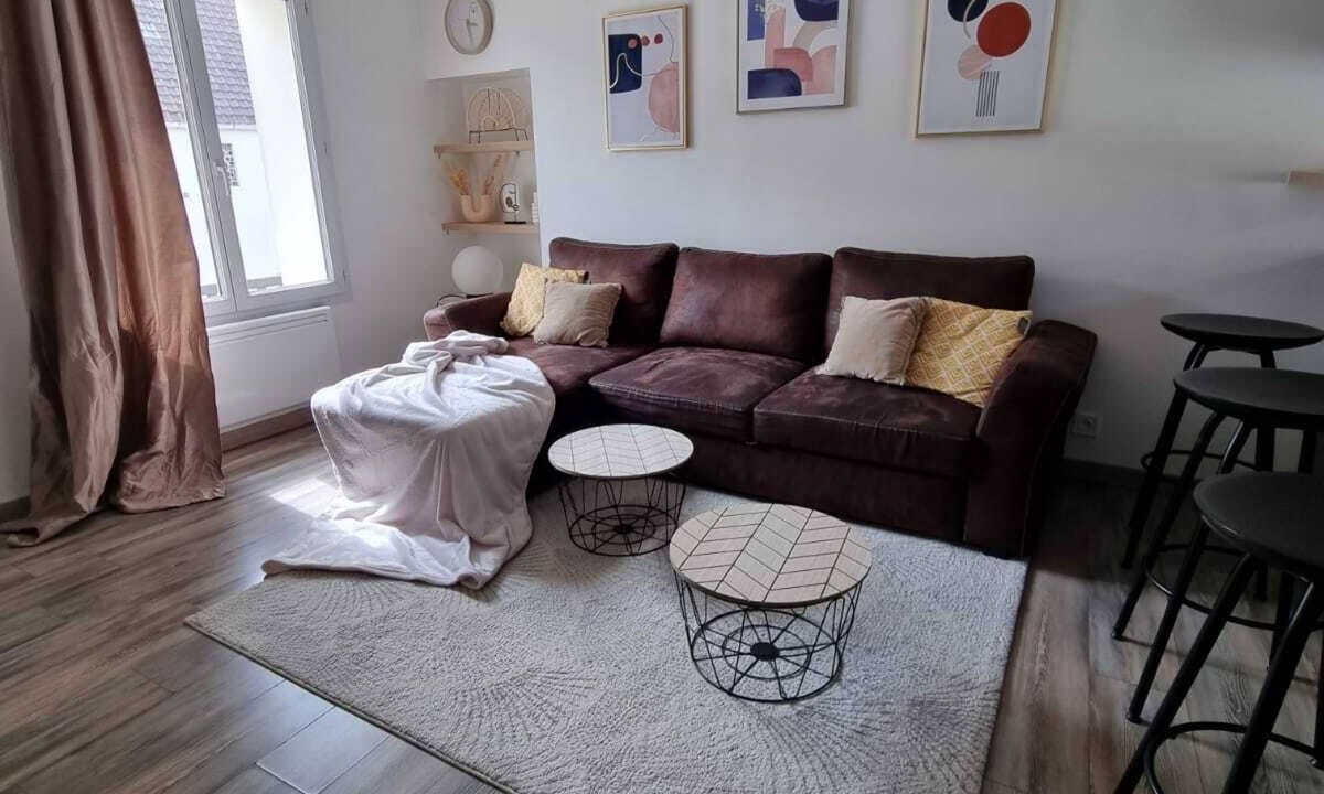 Neauphle-le-Chateau Apartment | Duplex Cocooning Cœur de Ville + Parking