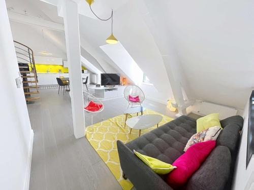 Granville Apartment | Duplex de standing en centre-ville avec parking, proche port et plage - FR-1-361-377