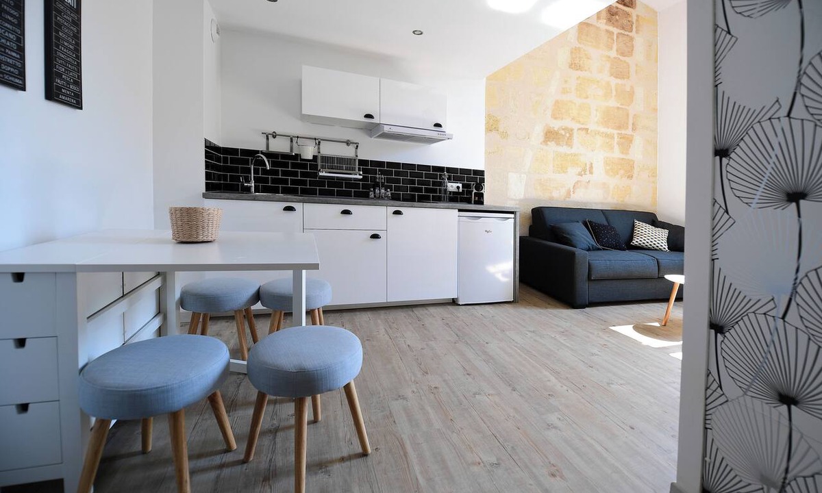 Bordeaux Sud Apartment | ★ DUPLEX ★ DESIGN ★ PARKING (optional) ★ SWEETHOMEBORDEAUX