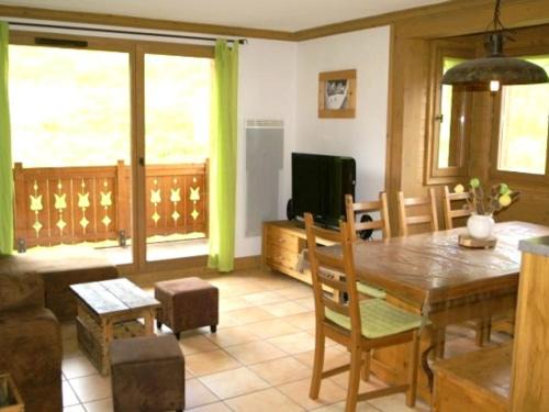 Prapoutel Apartment | Duplex haut de gamme 4 pièces au pied des pistes avec parking - FR-1-557-6