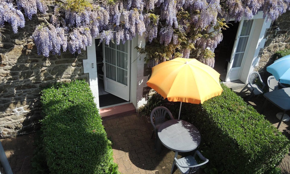 Dinard Apartment | Duplex Studio N ° 2 from saturday to saturday