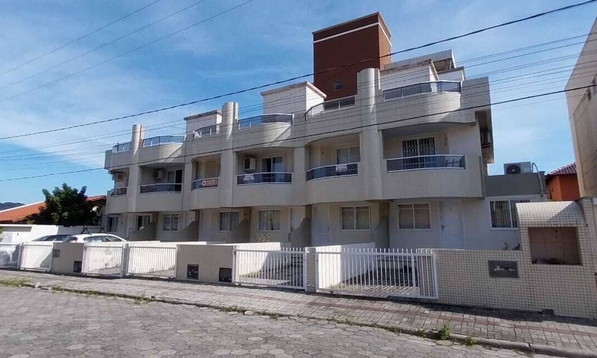Bombas House | DUPLEX TOWNHOUSE - 3 BEDROOMS - CLOSE TO THE BEACH