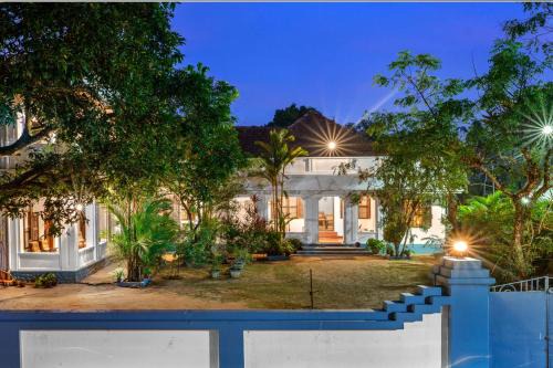 Sea View Ward Hostel | Dutch Square Hostel