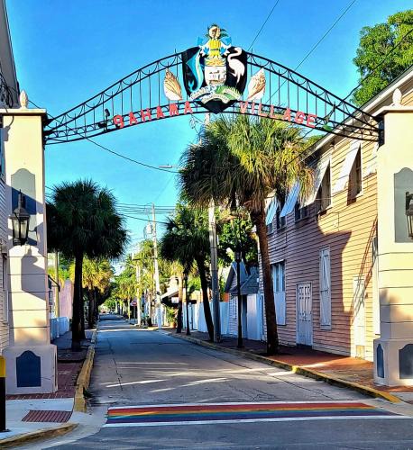Downtown Apartment | Duval Street Suite with pool
