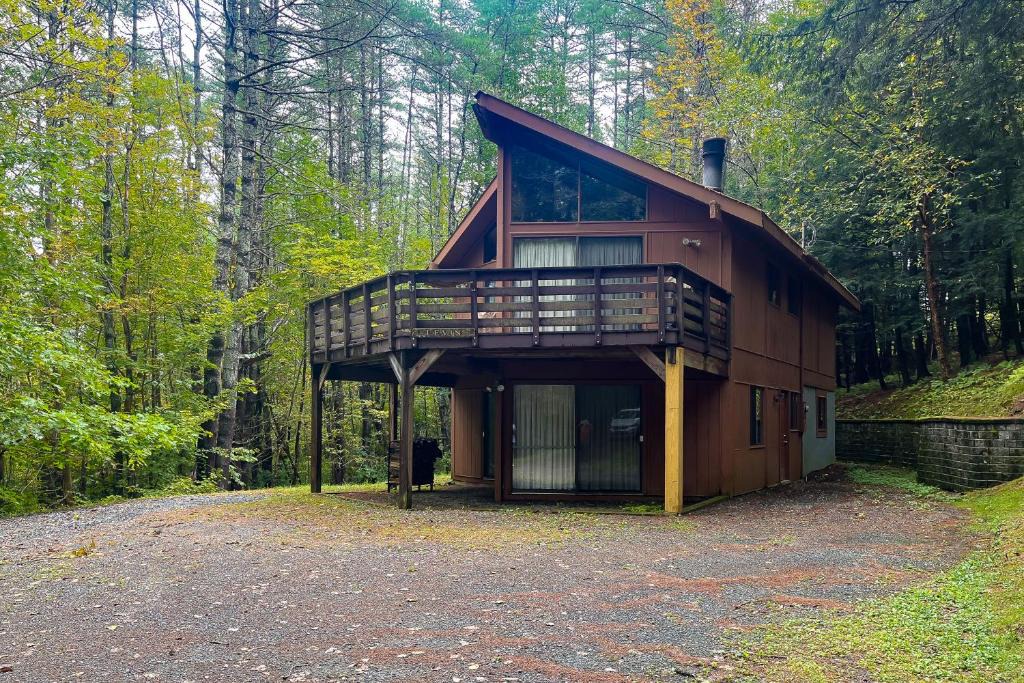 Quechee House | Dwight Road Getaway