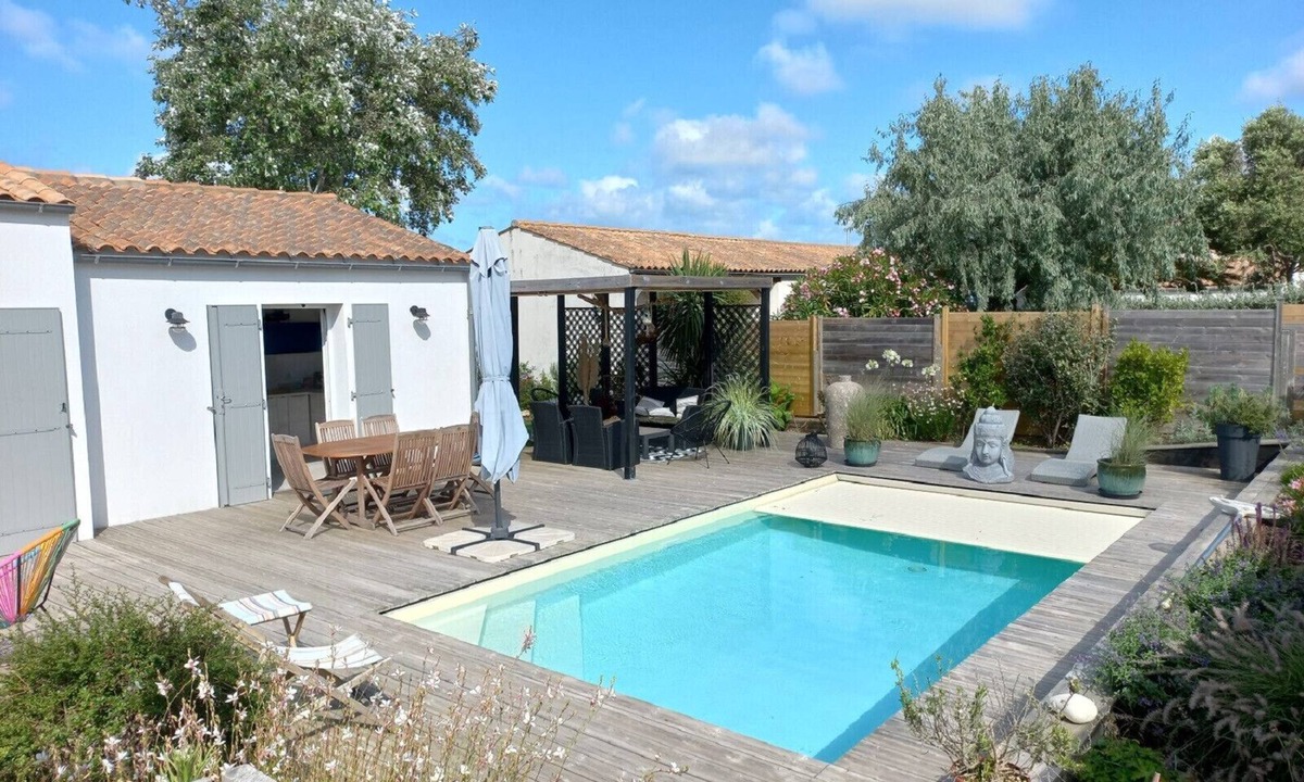 Saint-Denis-d'Oleron Ski Chalet | E Villa Clara, 600m de la mer, piscine