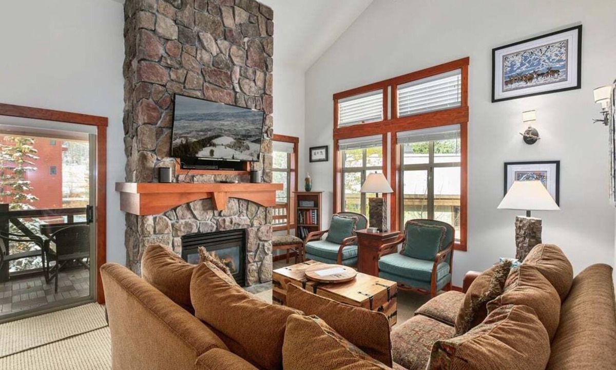 Salt Lake Mountain Resorts Condo | Eagle Springs West Condos - Solitude UT