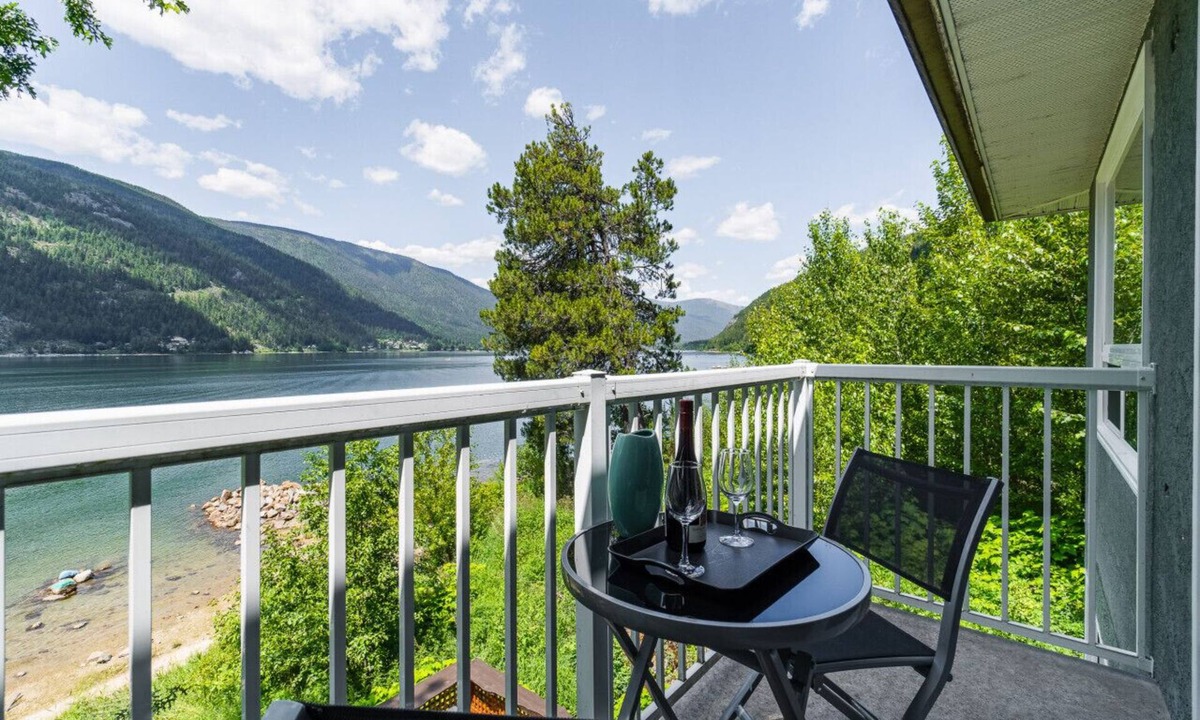 Nelson Condo | Eagle View, Paradise! 2 Beds, Hot Tub, Beach