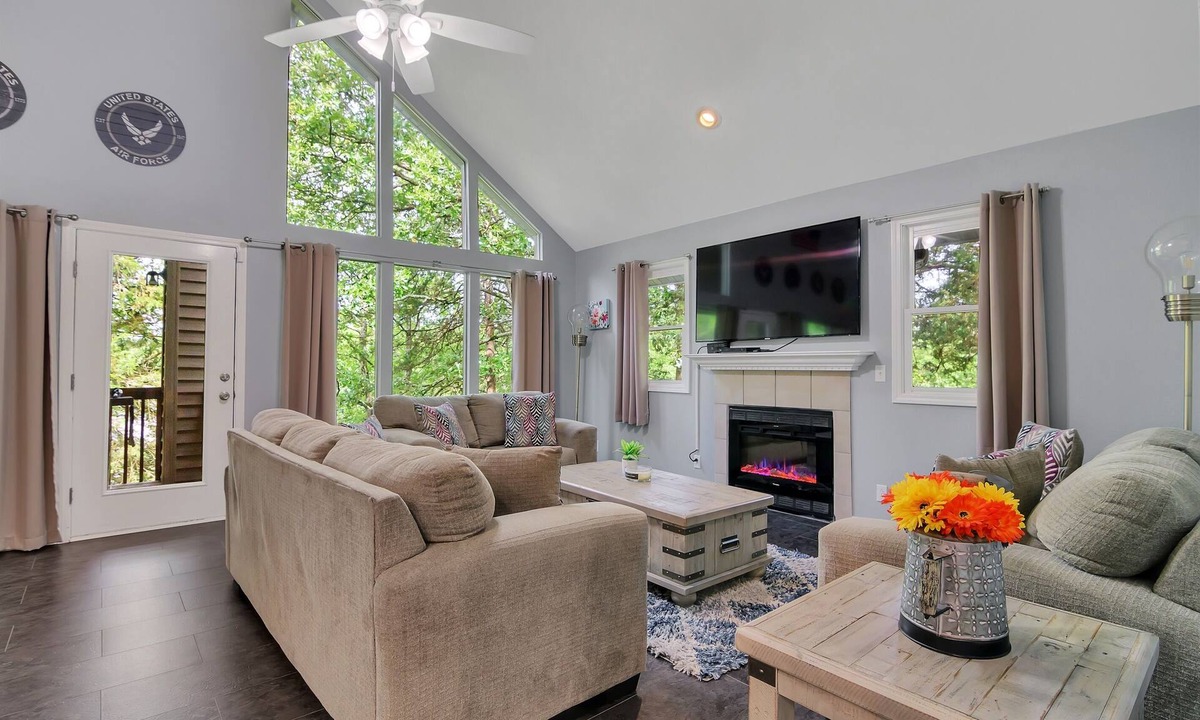 Branson House | Eagles Landing #1