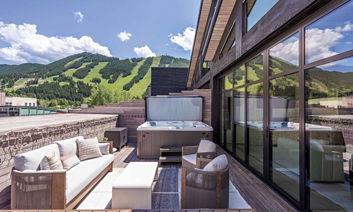 Jackson Condo | Eagle’s Perch - Top Floor 3 BR Luxury Residence