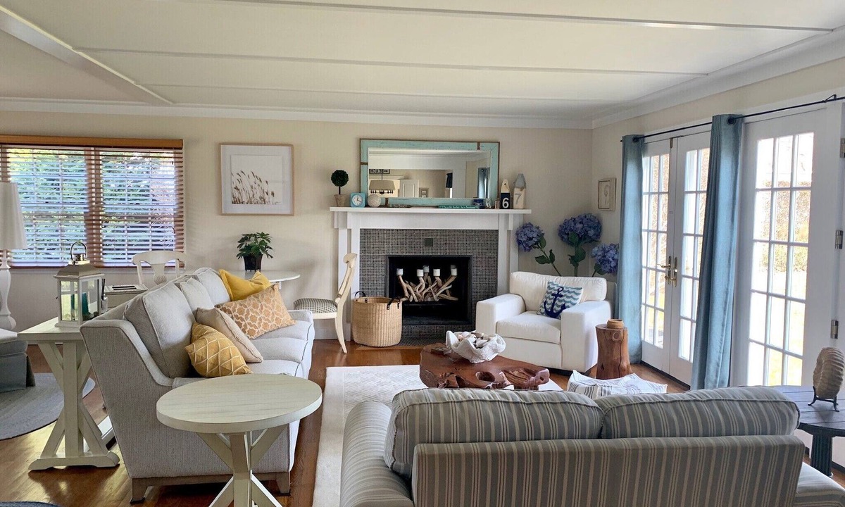 Village of East Hampton House | East Hampton Village - Labor Day Weekend still available! Four night minimum.