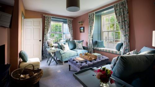Leitholm House | East Lodge, Bughtrig