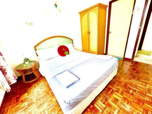 Taman Tanjung Apartment | Easy GatewayGloryBeachResort Free parking