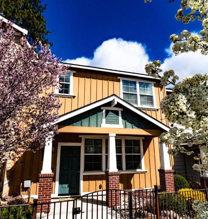 Old Southwest Apartment | Eat-Sleep-Stroll-Repeat! Walkable Midtown 2BR Home