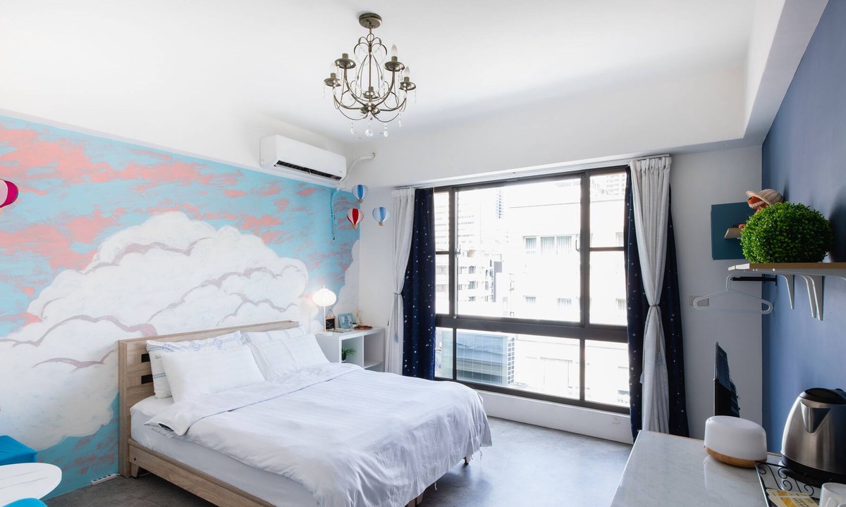 Gushan District Bed & Breakfast | EATzzZ Hostel