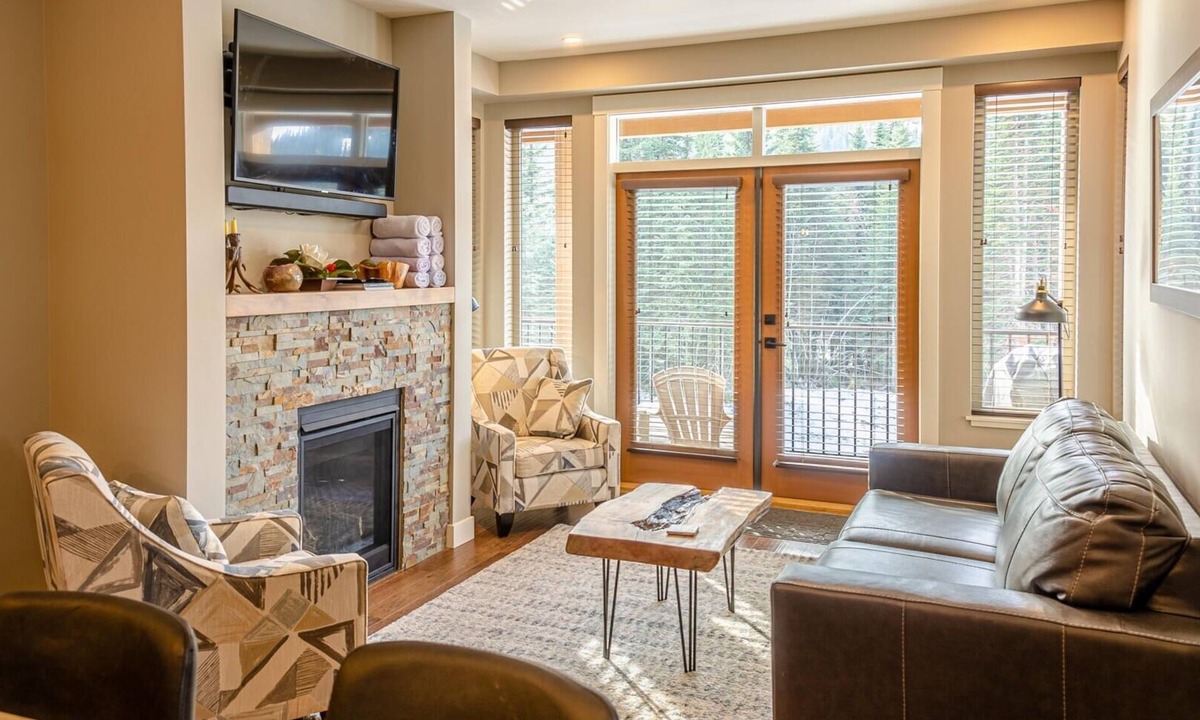 Sun Peaks Condo | Echo Landing #05 by Bear Country