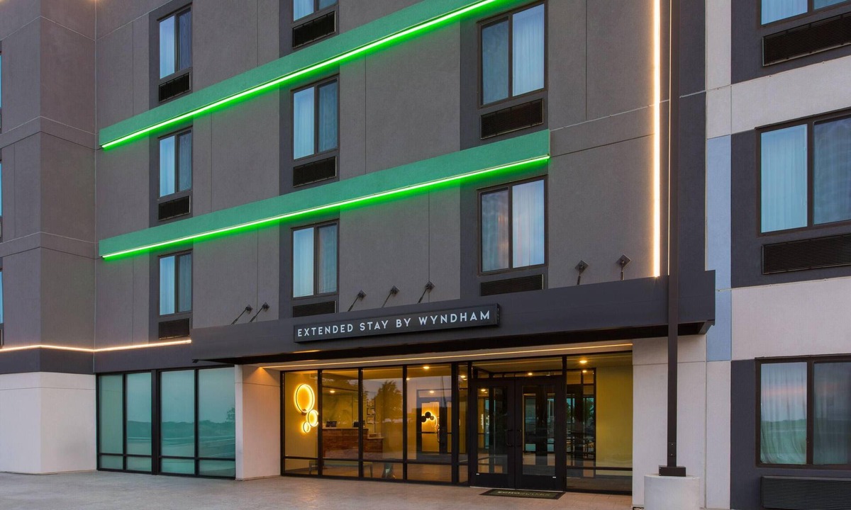 Fort Worth Hotel | Echo Suites Extended Stay by Wyndham Fort Worth Alliance