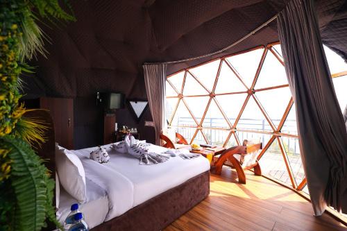 Lansdowne Hotel | ECKO Kasang Regency Hill Resort