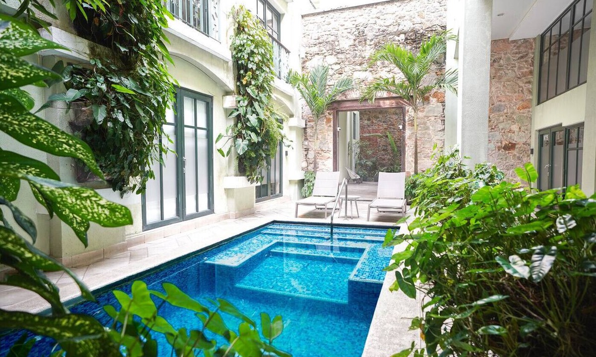 Casco Viejo Apartment | Ecleptic apartment with 4 rooms and amazing pool