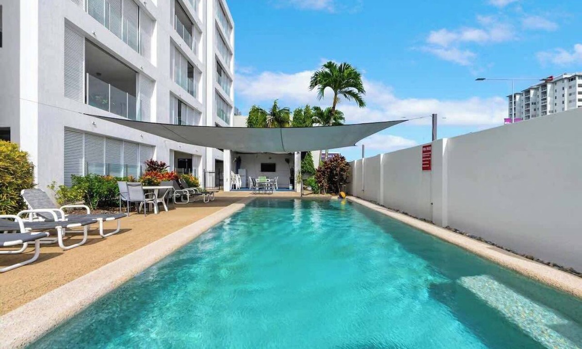 Cairns Central Business District Apartment | Eclipse—A Poolside Family Escape in the CBD