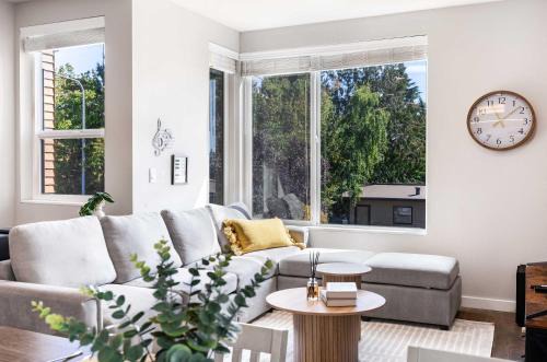 Seattle House | Eco-Friendly 3BR Retreat w UW & Hospital