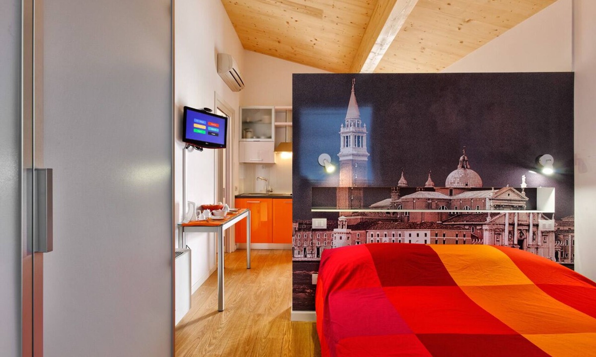 Favaro Veneto Apartment | Eco Suite 1