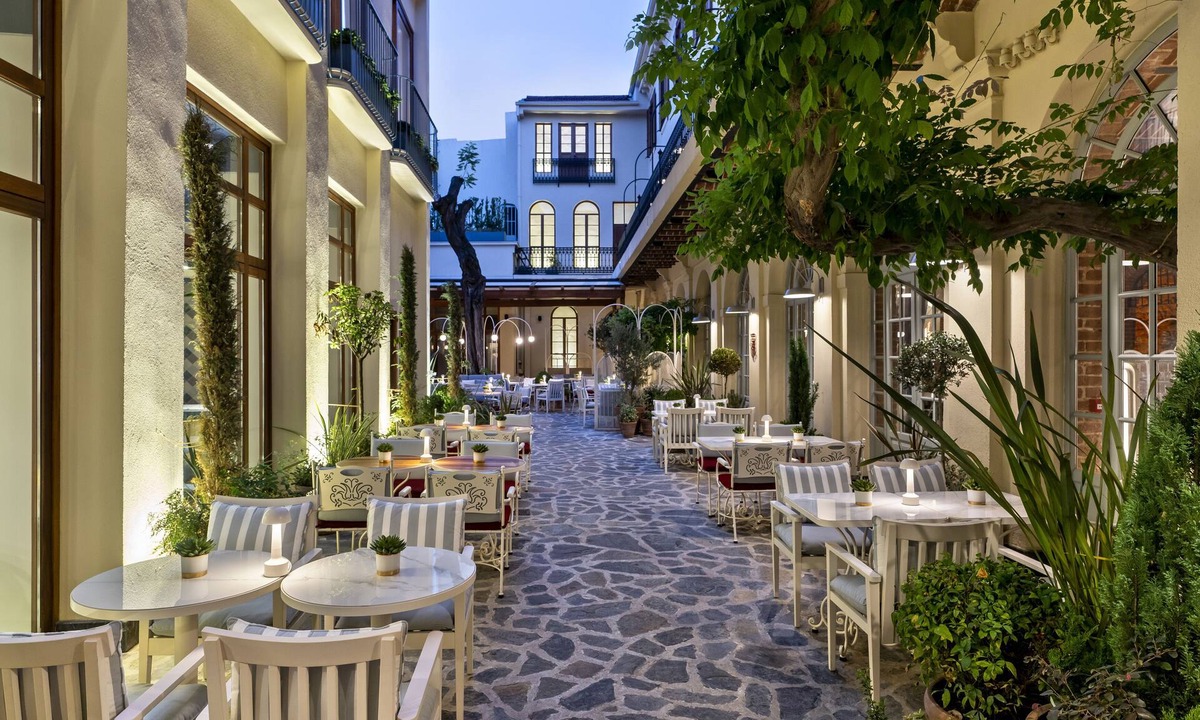 Galata Hotel | Ecole St Pierre Hotel