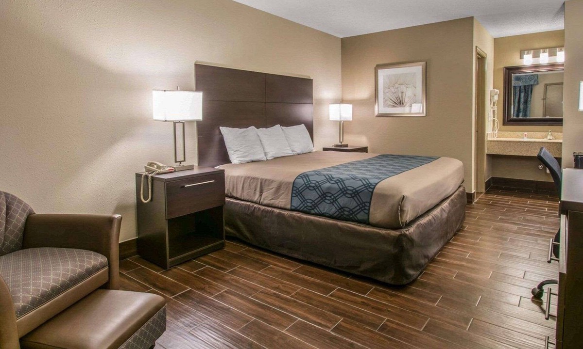 De Funiak Springs Hotel | Econo Lodge Defuniak Springs I-10
