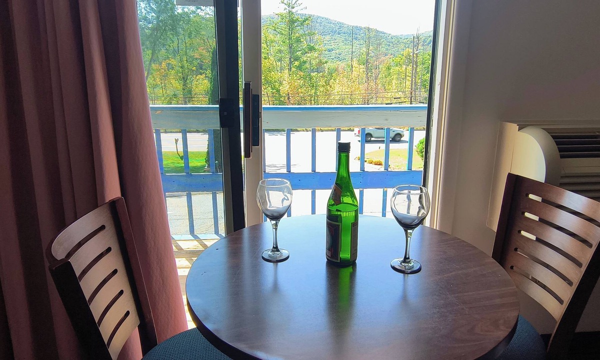 Lee Hotel | Econo Lodge Lee - Great Barrington