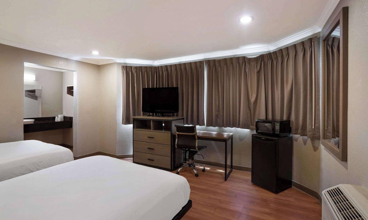 Vallejo Hotel | Econo Lodge Vallejo Fairgrounds