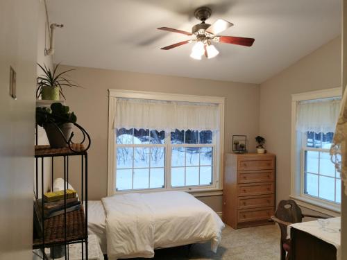 Commercial Cross Hostel | EcoSun Hostel