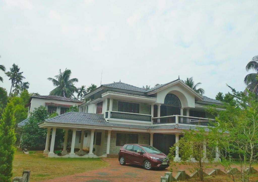 Irinjalakuda Apartment | Eden Garden Bunglow