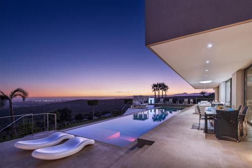 Puntiro Villa | Eden Roc