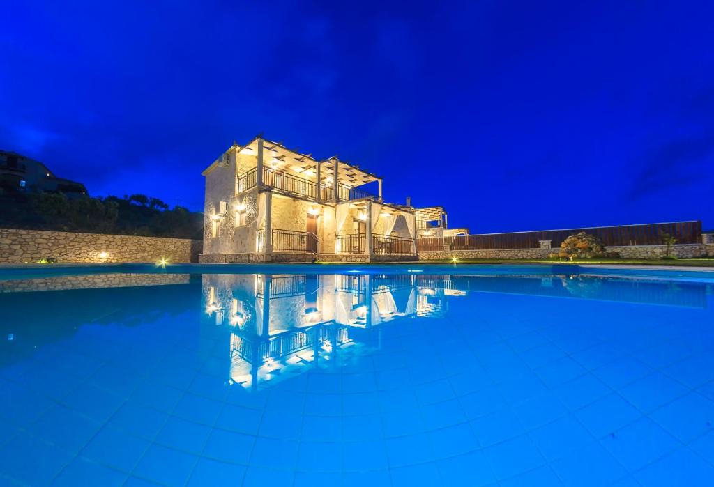 Anafonitria Villa | Eden Villas