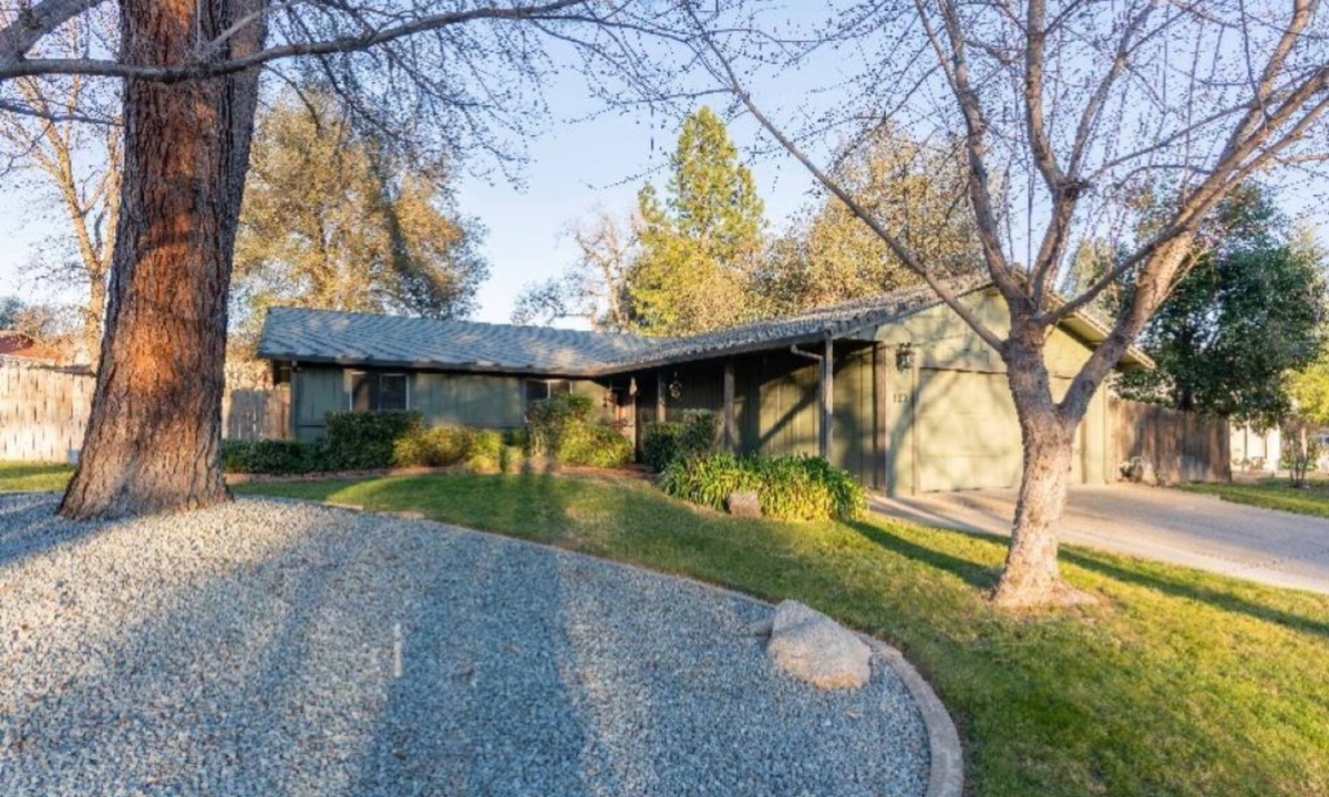 Lema Ranch House | Edgewood Escape located in the heart of Redding, California