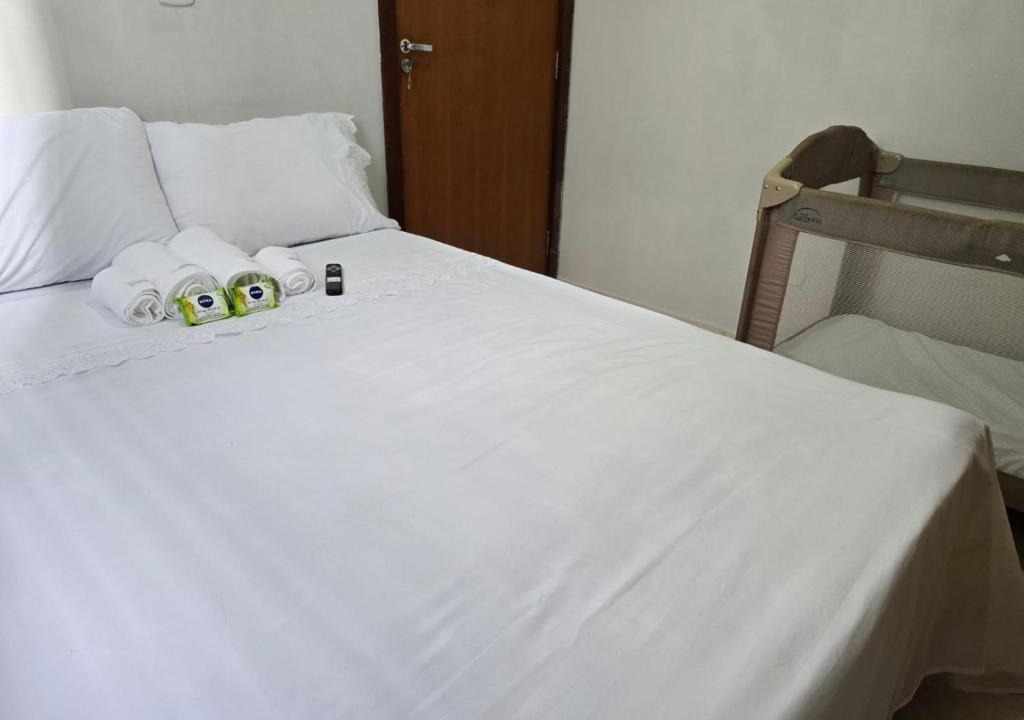 Maringa Apartment | Edificio Hayannes - 1 - Quarto - 1-Banheiro - 1 Garagem Coberta - Taxa Para Hospedes Com Pets