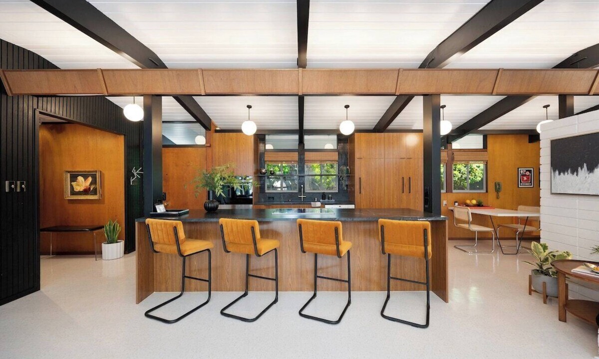 Southwestern Sacramento House | Eichler's MCM | Fireplace, Netflix, Games