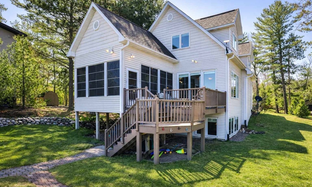 Minocqua House | Eikedahls' Shoreview Lake House