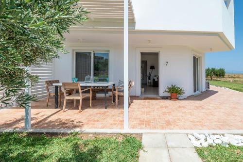 Kardamena House | Einalia Holiday Homes by the Beach